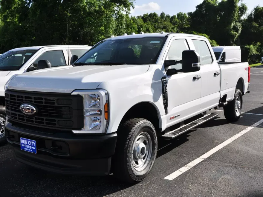 2025 Ford F-350 XL photo 1