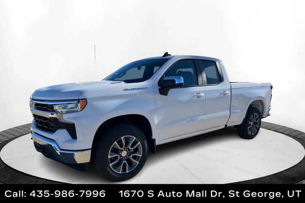 2025 Chevrolet Silverado 1500 LT photo 1