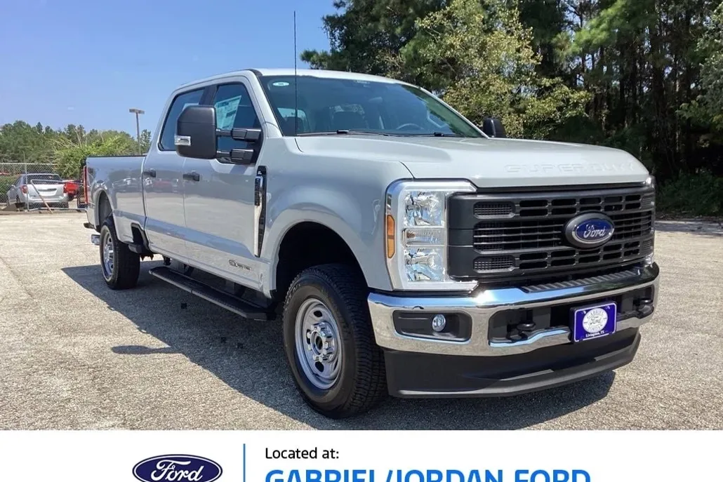 2026 Ford F-250 XL photo 1