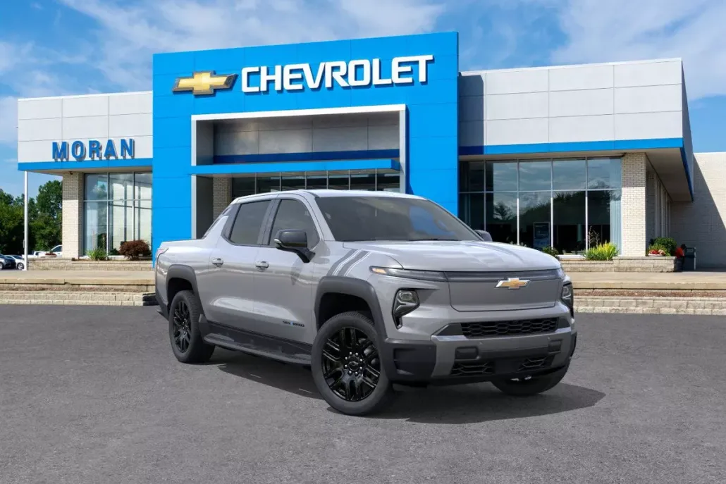 2026 Chevrolet Silverado EV LT photo 1