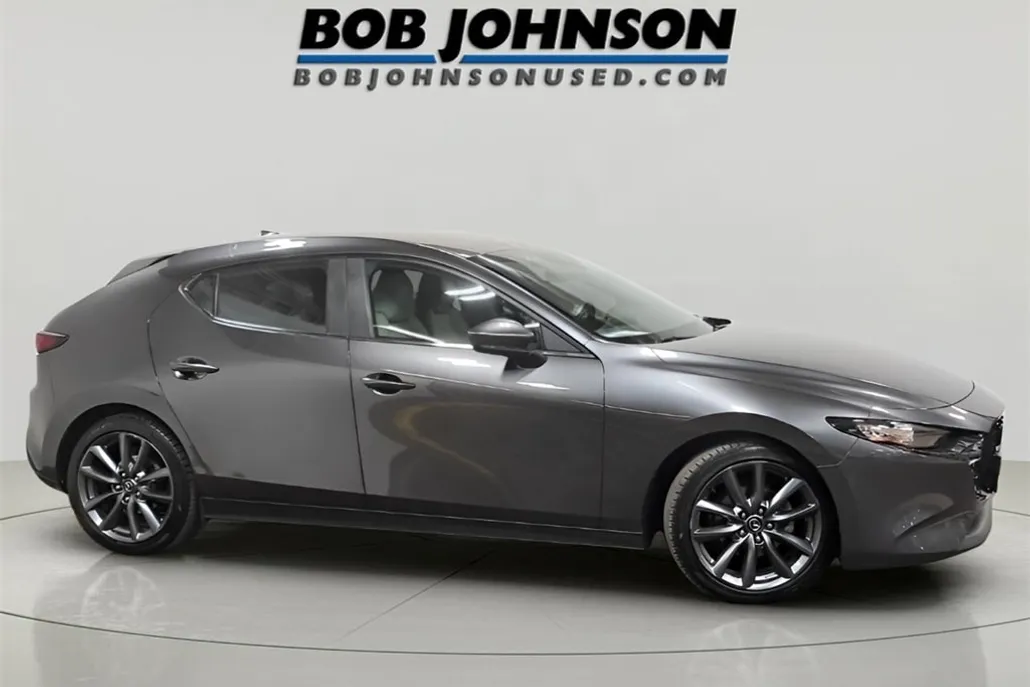 2019 Mazda Mazda3 Preferred Hatchback photo 1