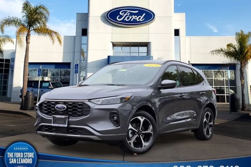 2023 Ford Escape ST-Line Select photo 1