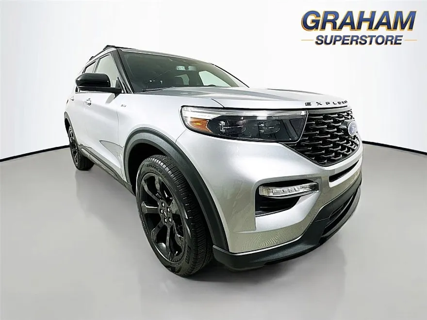 2022 Ford Explorer ST-Line photo 1