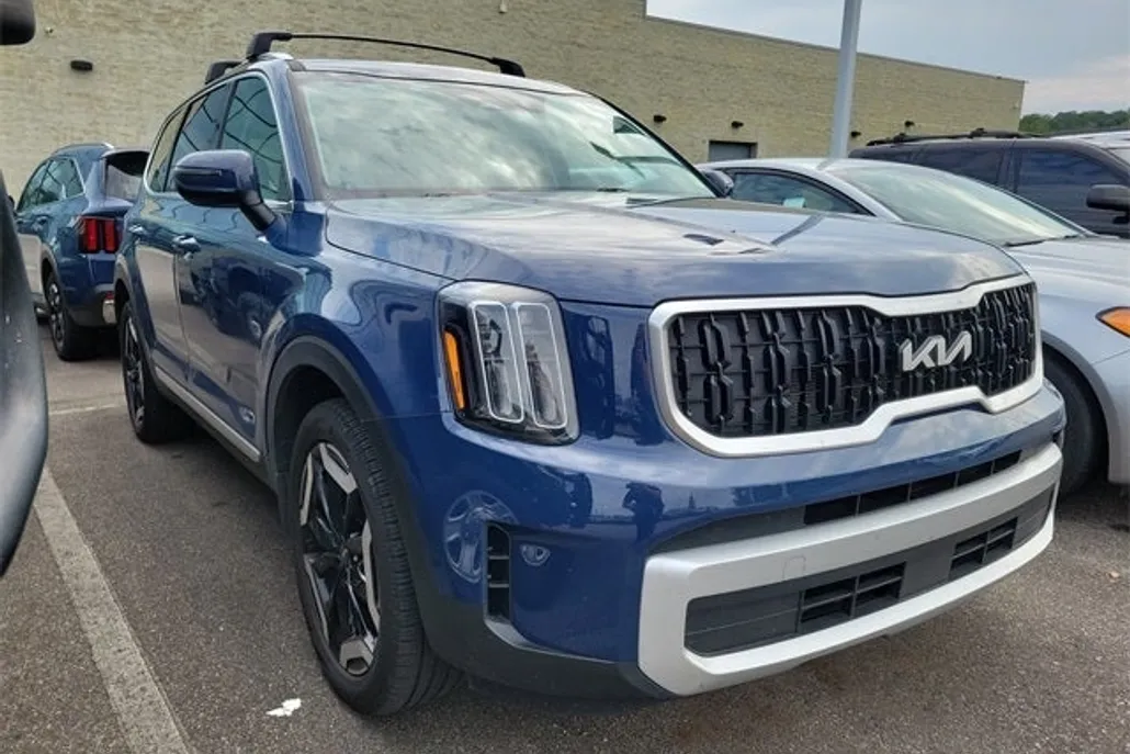 2024 Kia Telluride EX photo 1