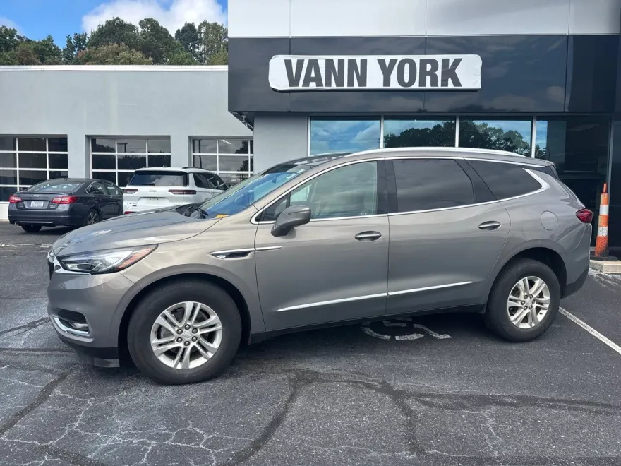 2019 Buick Enclave Essence photo 1