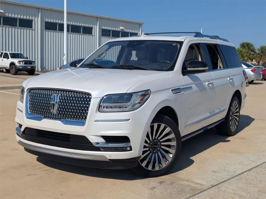 2018 Lincoln Navigator Reserve photo 1