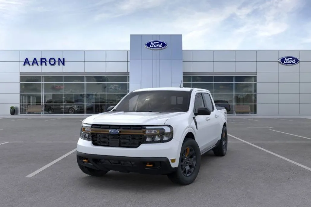 2024 Ford Maverick Lariat photo 1
