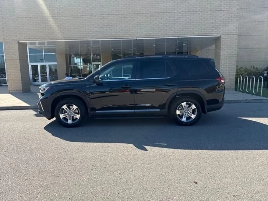 2025 Honda Pilot EX-L photo 1