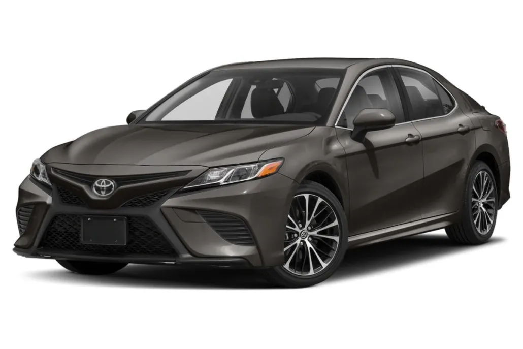 2018 Toyota Camry SE photo 1