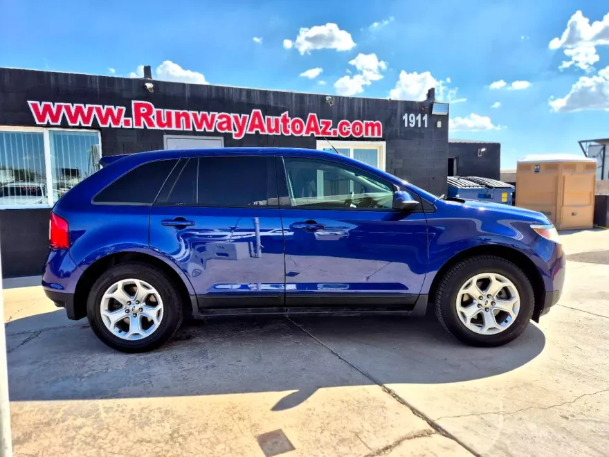 2013 Ford Edge SEL photo 1