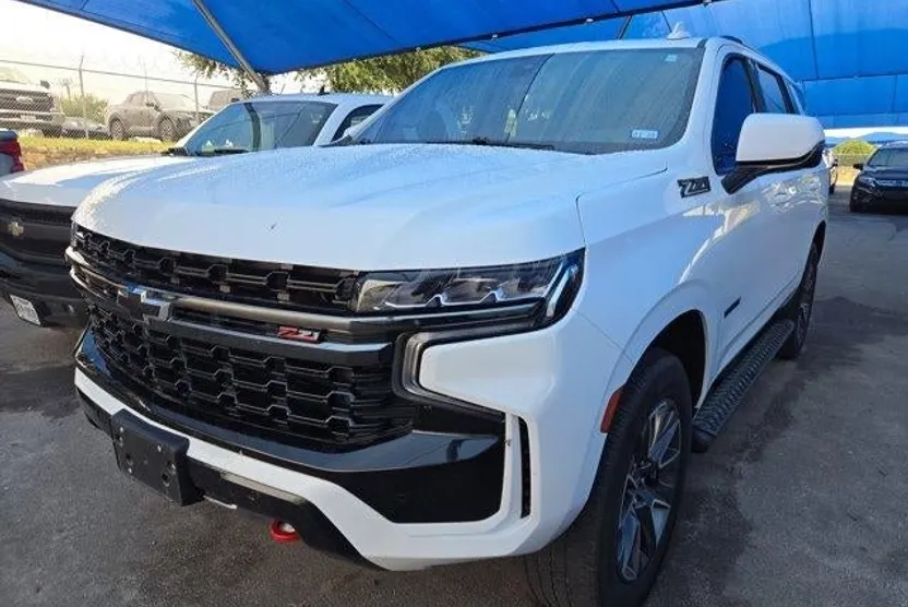 2022 Chevrolet Tahoe Z71 photo 1