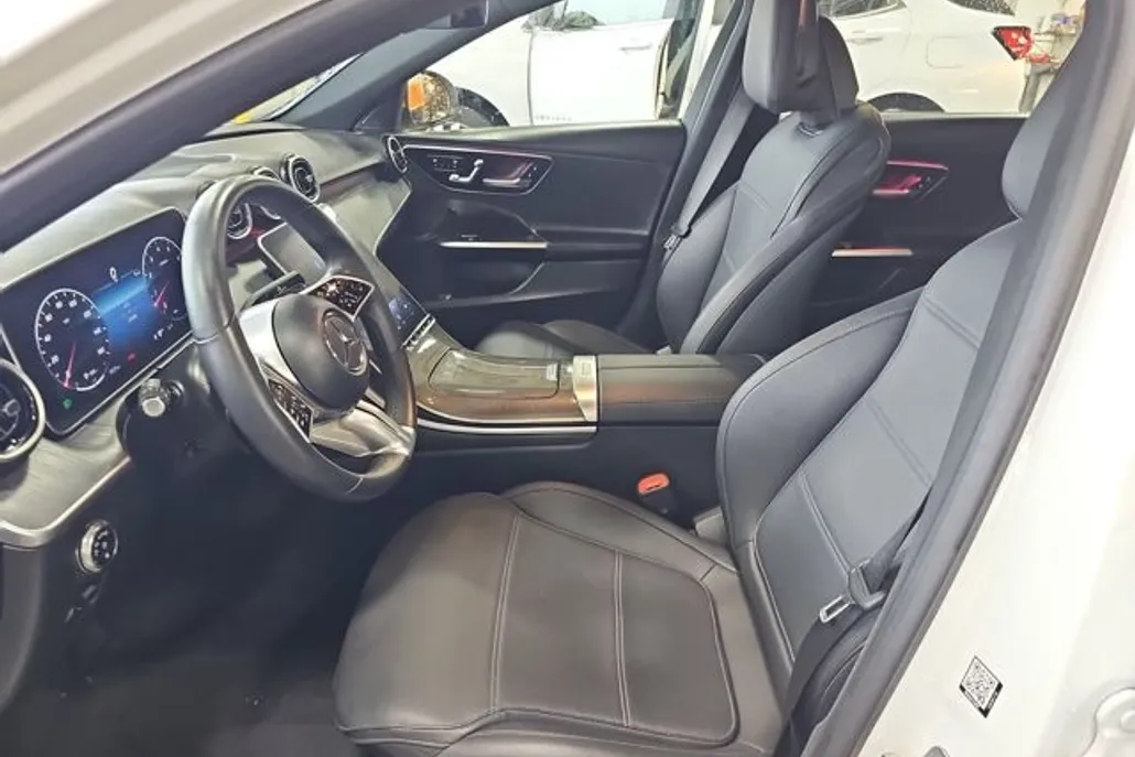2024 Mercedes Benz C 300 Sedan photo 1