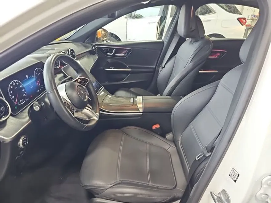 2024 Mercedes Benz C 300 Sedan photo 1