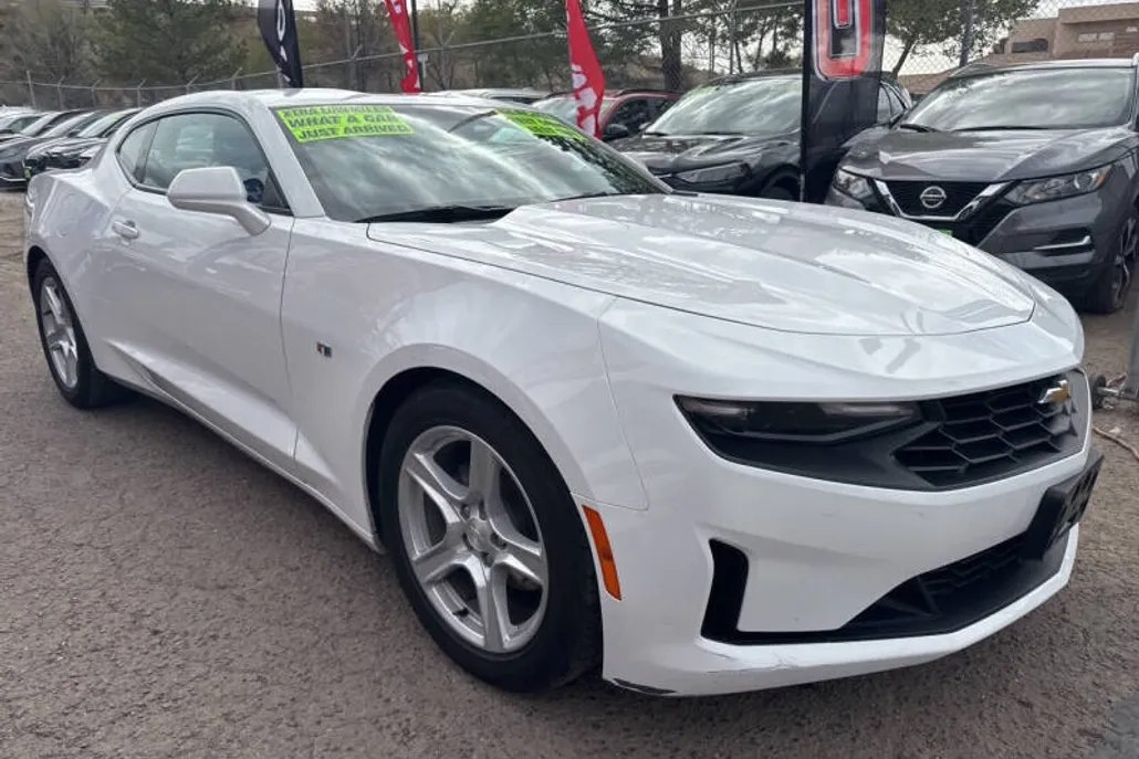 2023 Chevrolet Camaro LS Coupe photo 1