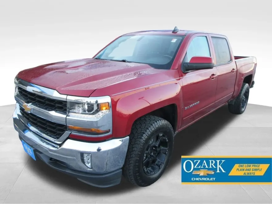 2018 Chevrolet Silverado 1500 LT photo 1