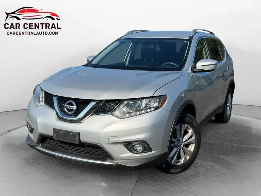 2016 Nissan Rogue SV photo 1