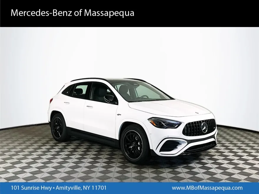 2026 Mercedes Benz GLA 35 AMG 4MATIC photo 1