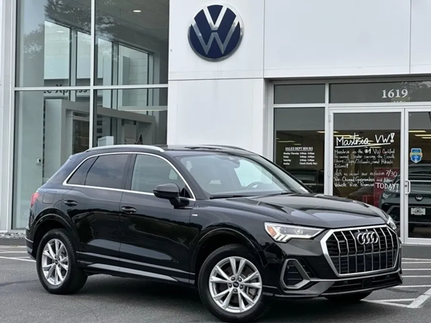 2022 Audi Q3 Premium Plus S line photo 1
