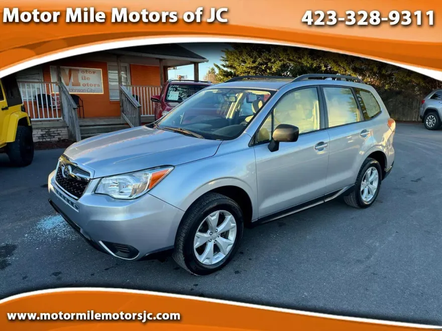 2016 Subaru Forester 2.5i photo 1
