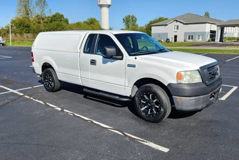 2006 Ford F-150 XL photo 1