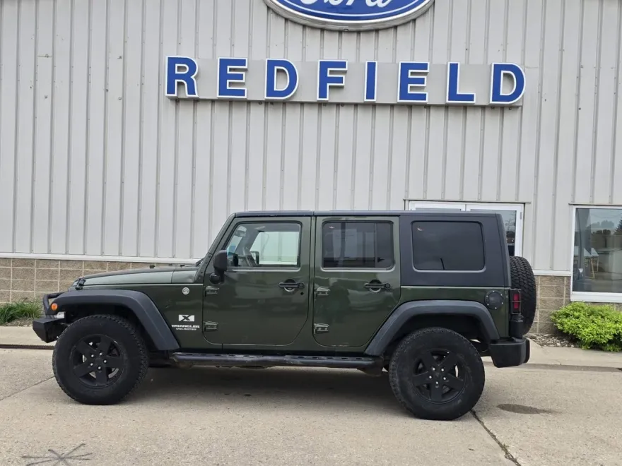 2008 Jeep Wrangler Unlimited X photo 1