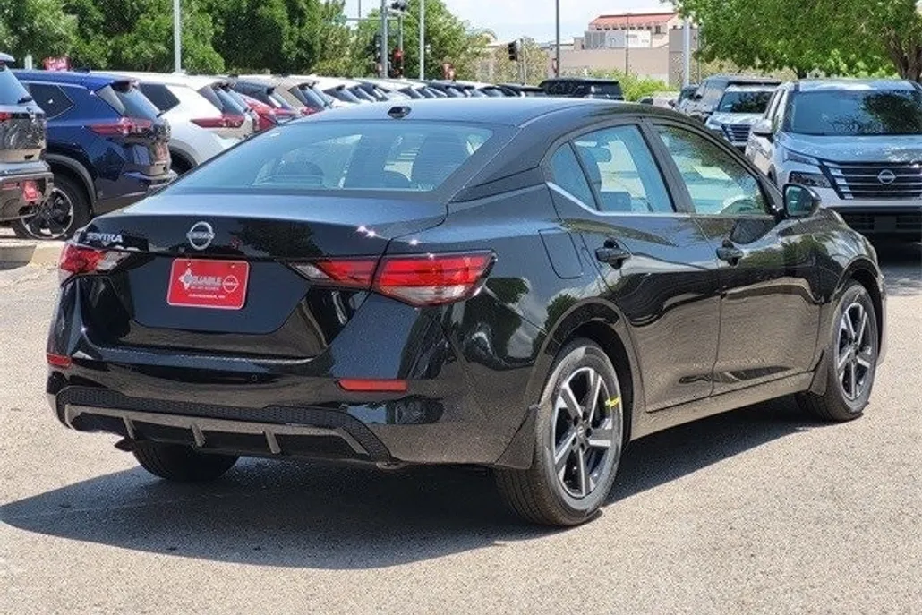 2025 Nissan Sentra SV photo 1