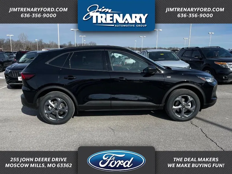 2025 Ford Escape ST-Line photo 1