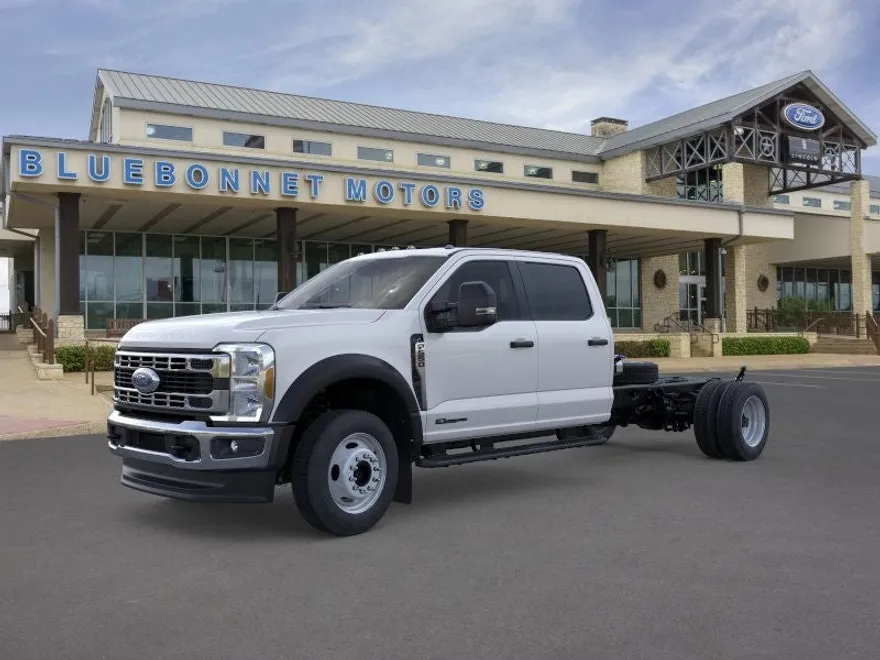 2025 Ford F-550 XL photo 1