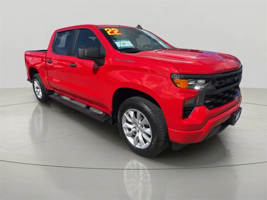 2022 Chevrolet Silverado 1500 Custom photo 1