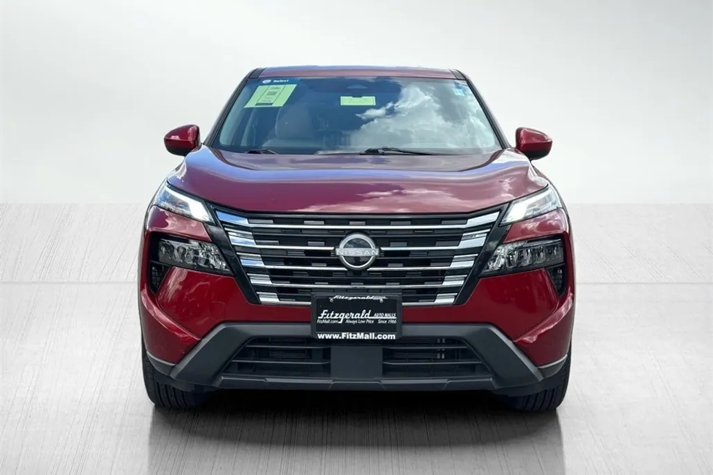 2025 Nissan Rogue SV photo 1