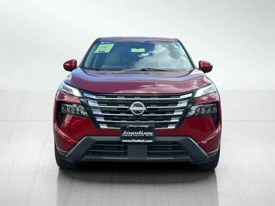 2025 Nissan Rogue SV photo 1