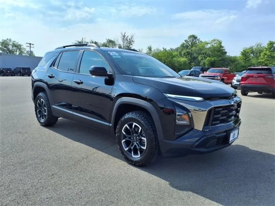 2026 Chevrolet Equinox ACTIV photo 1