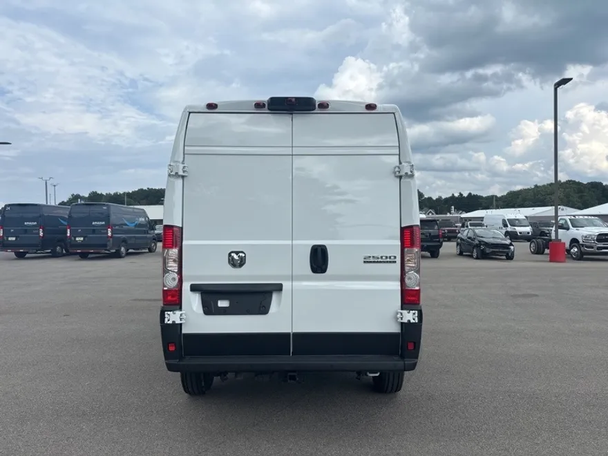 2025 Ram ProMaster 2500 photo 1