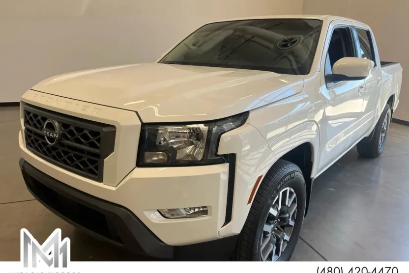 2023 Nissan Frontier SV photo 1