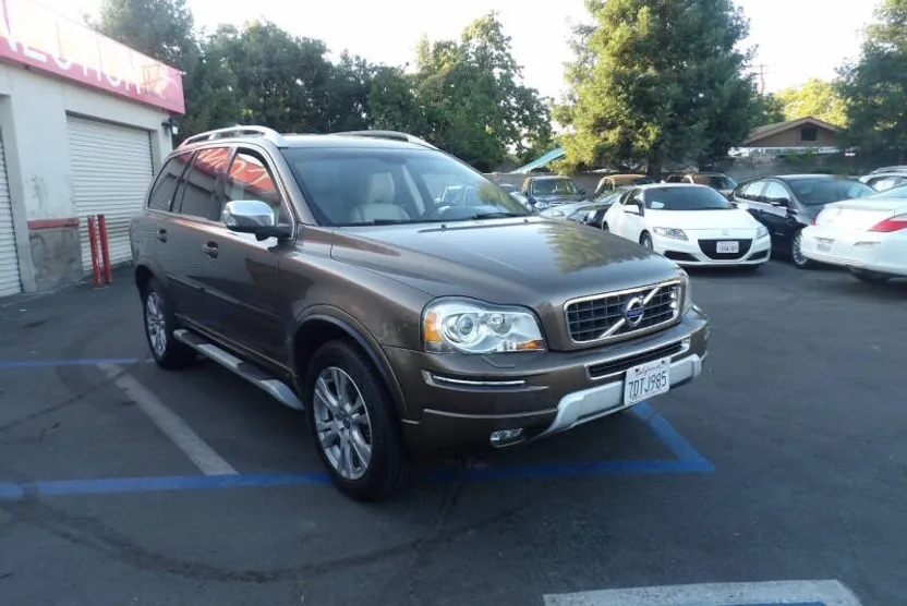 2013 Volvo XC90 3.2 Platinum photo 1
