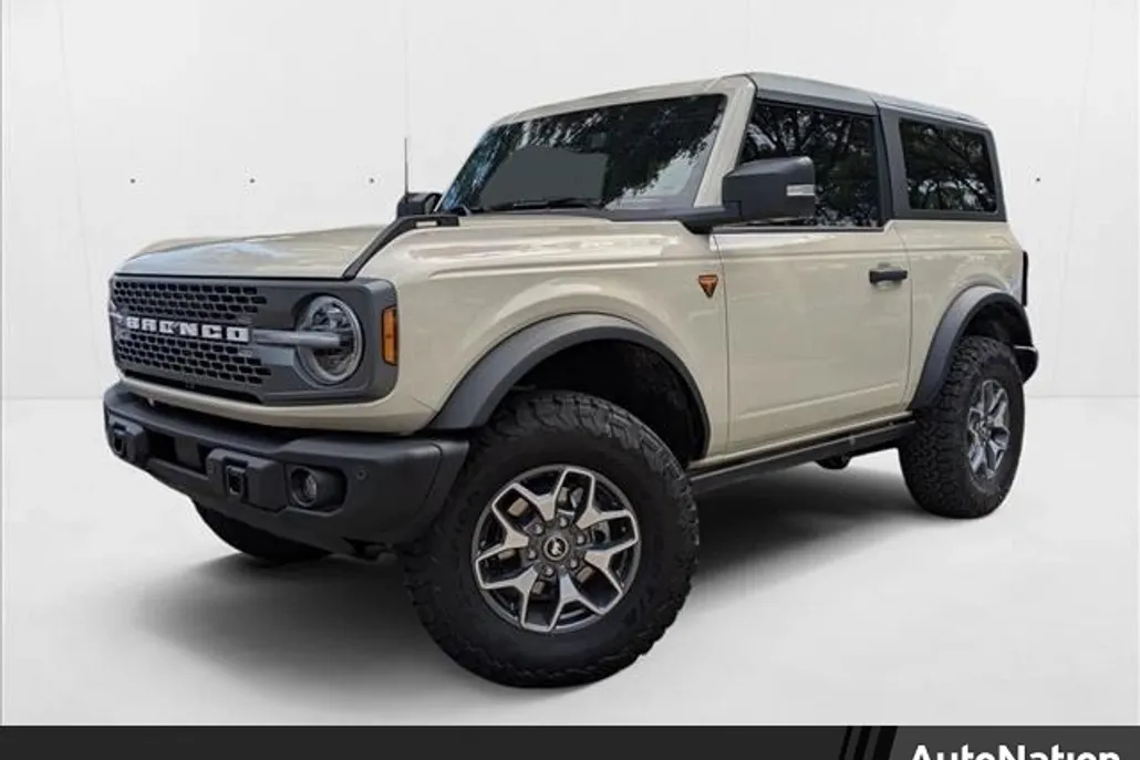 2025 Ford Bronco Badlands photo 1