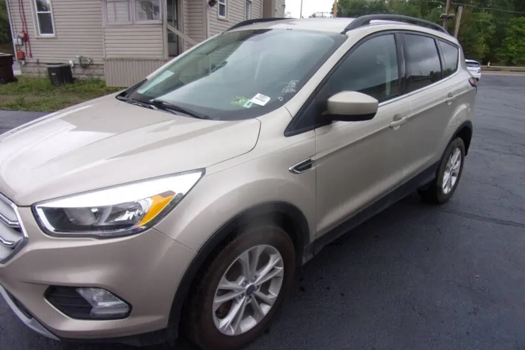 2018 Ford Escape SE photo 1