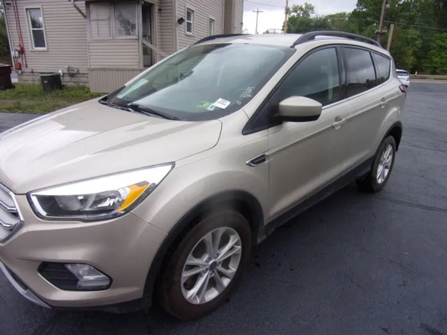 2018 Ford Escape SE photo 1
