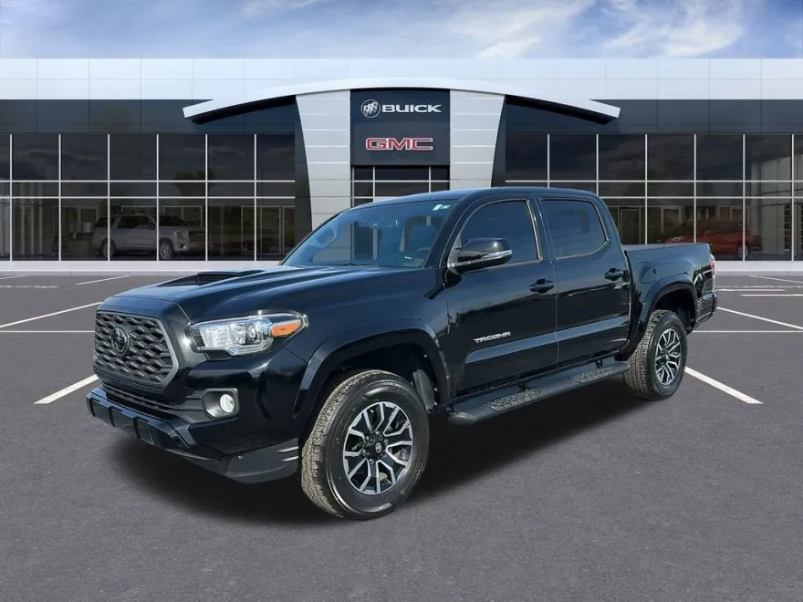 2023 Toyota Tacoma SR5 V6 photo 1