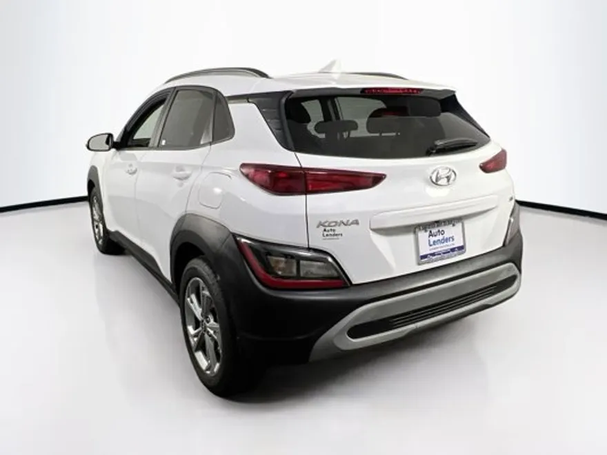 2023 Hyundai Kona SEL photo 1
