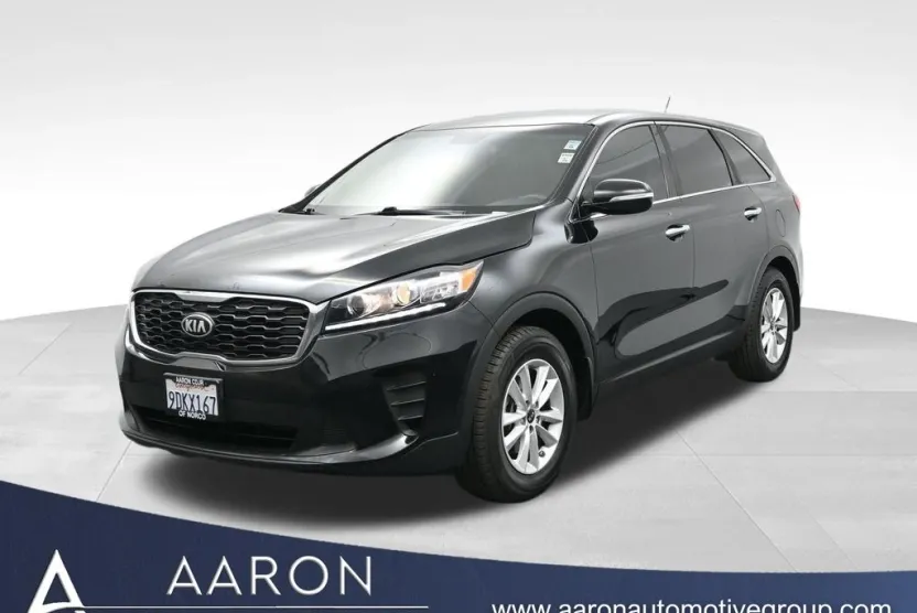 2020 Kia Sorento LX photo 1
