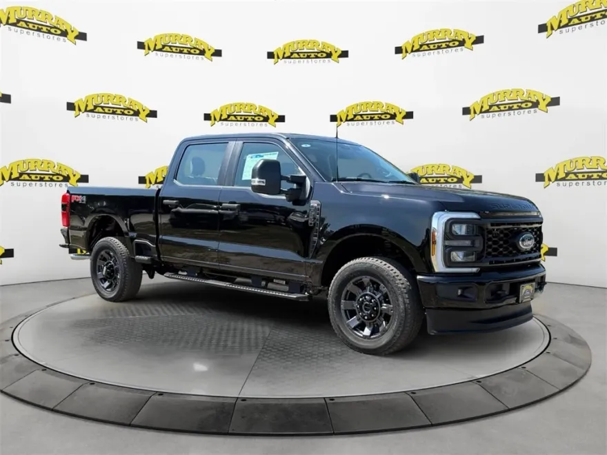 2025 Ford F-250 photo 1