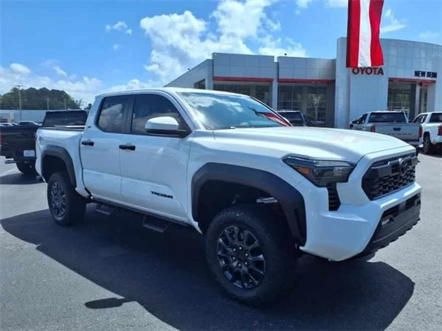 2025 Toyota Tacoma TRD Off-Road photo 1