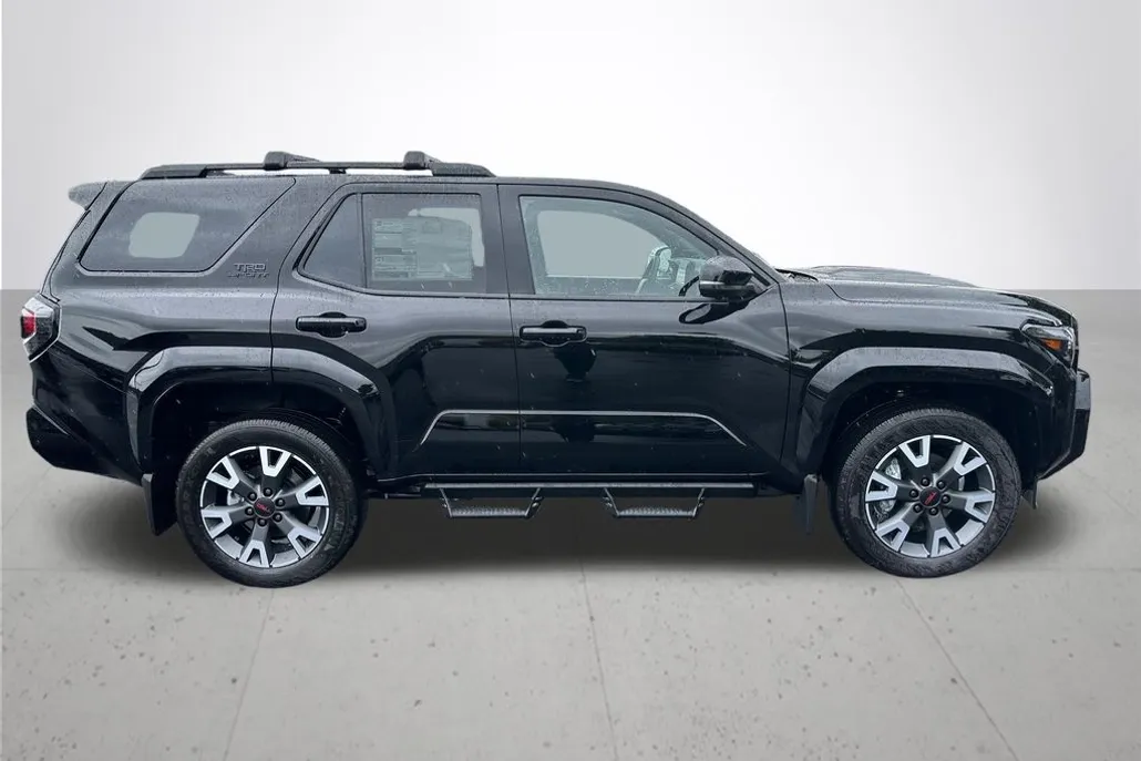 2025 Toyota 4Runner TRD Sport Premium photo 1