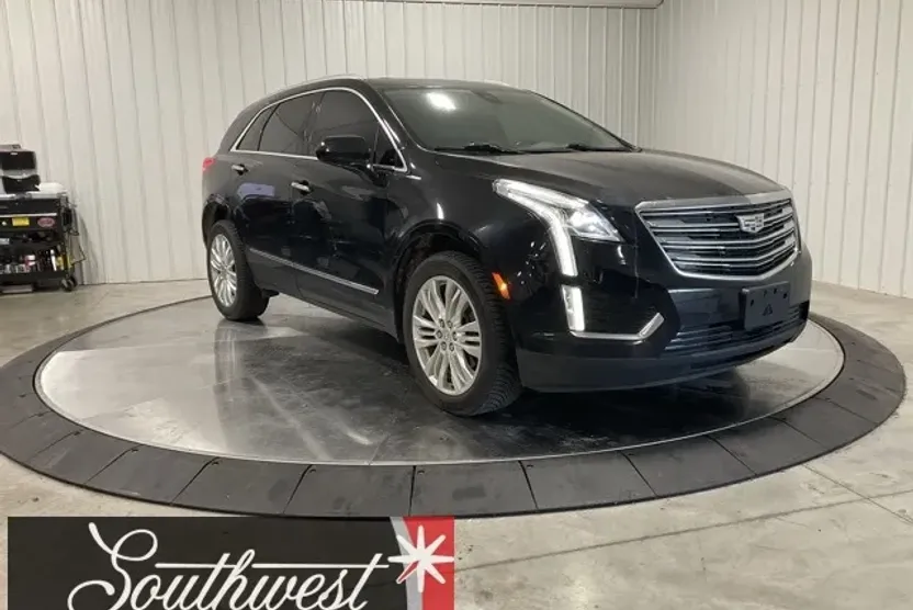 2017 Cadillac XT5 Premium Luxury photo 1