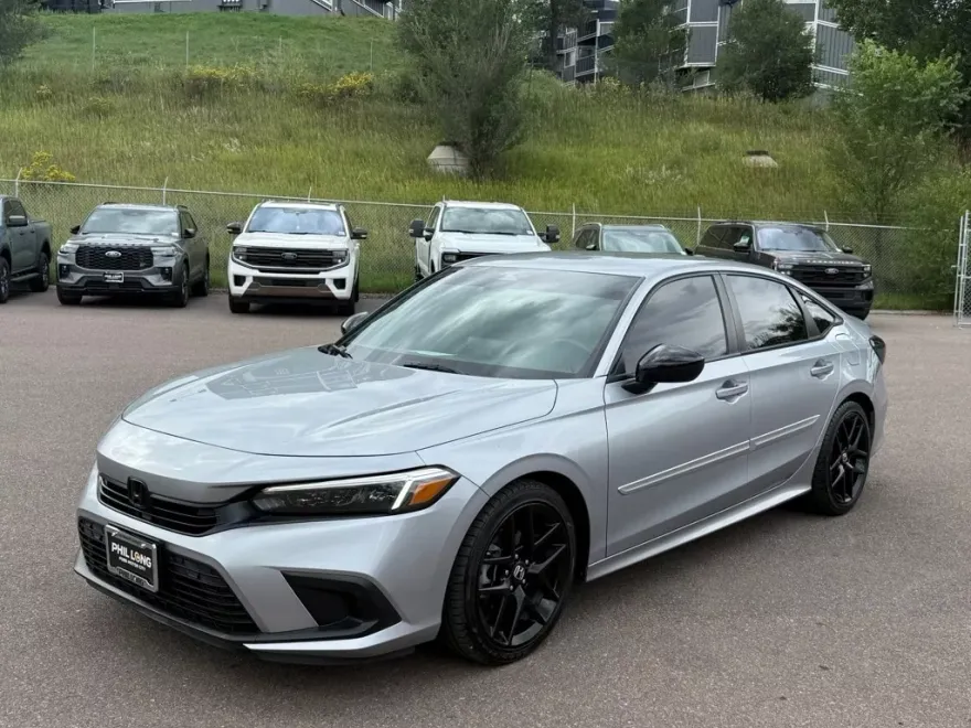2022 Honda Civic Sport photo 1