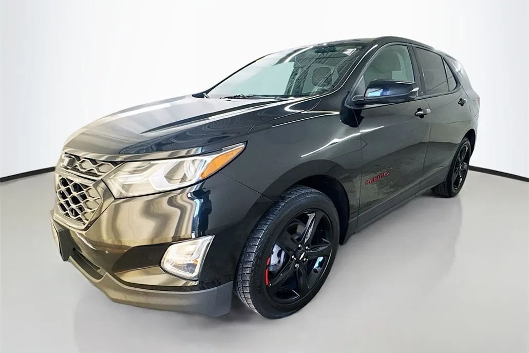 2018 Chevrolet Equinox LT photo 1