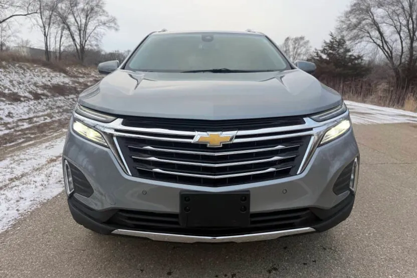 2023 Chevrolet Equinox Premier photo 1