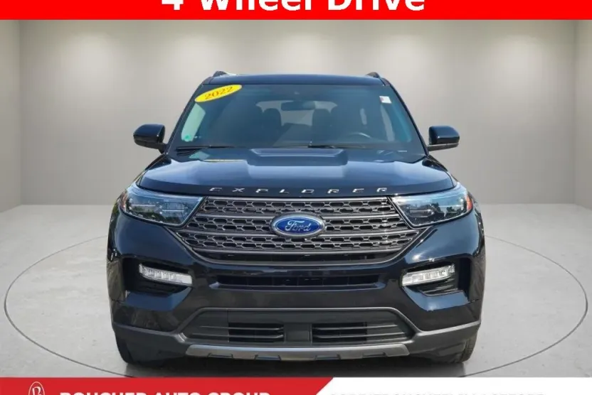2022 Ford Explorer XLT photo 1