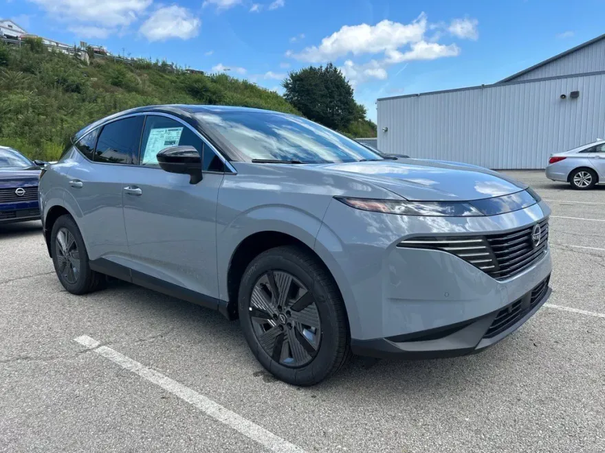 2025 Nissan Murano SL photo 1